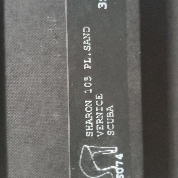 Giuseppe Zanotti Sharon Vernice Scuba - Picture 4 of 5